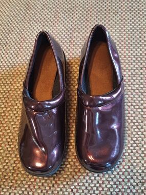 safeTstep Iridescent Slip Resistant Plum Slip-On Comfort Shoes